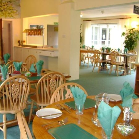 Tekels Park Guest House Camberley Bagian luar foto
